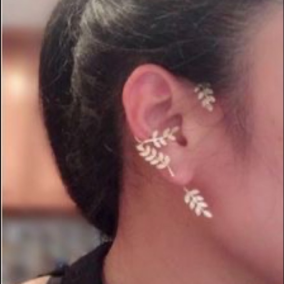 Gold Leaf Design Ear Climber Cuff earring 1 piece - Picture 10 of 14